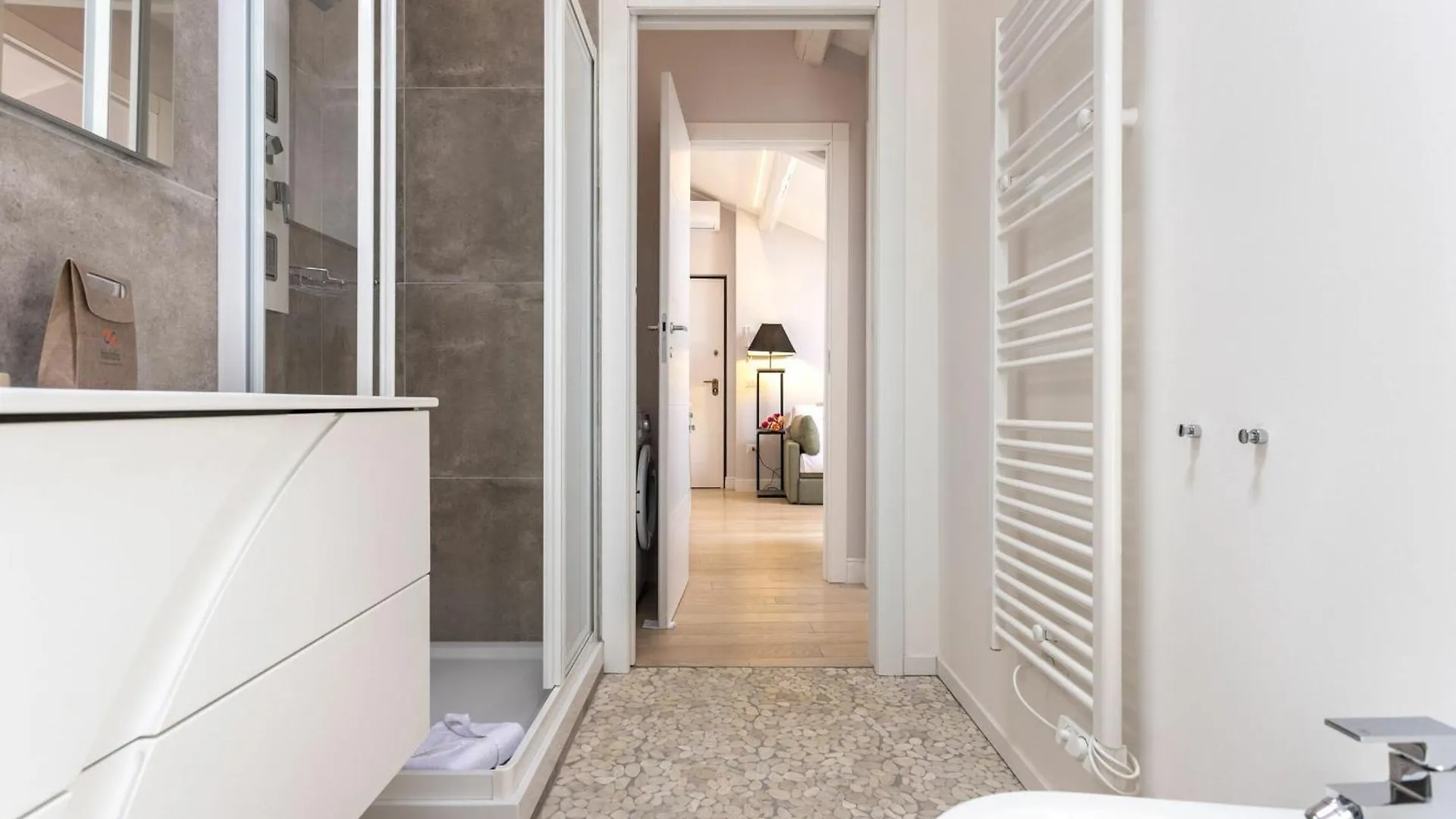 Apartment Ferrucci 1 Bedroom Attic In Milan By Halldis