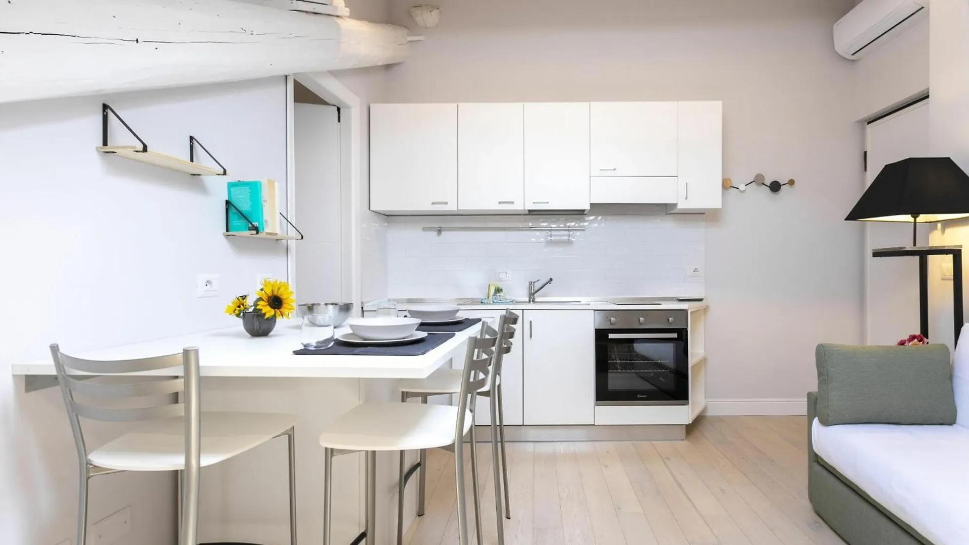 Ferrucci 1 Bedroom Attic In Milan By Halldis Italy